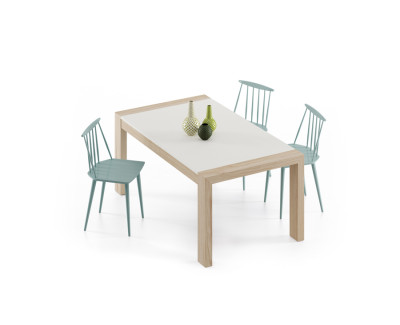 Table à manger avec 1 rallonge et pieds en bois