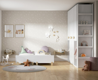 Chambre avec lit bébé pour jumeaux convertible et armoire